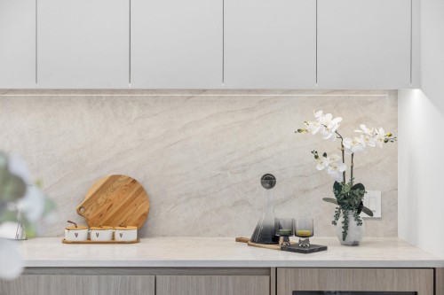 2-6040 Larch Street, Vancouver, BC - Indoor