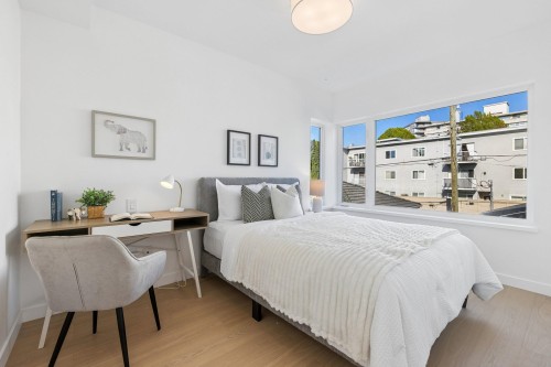 2-6040 Larch Street, Vancouver, BC - Indoor Photo Showing Bedroom
