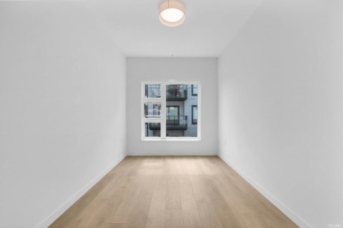 137-535 2Nd Street E, North Vancouver, BC - Indoor Photo Showing Other Room