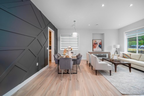8563 11Th Avenue, Burnaby, BC - Indoor Photo Showing Living Room