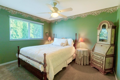 12612 215 Street, Maple Ridge, BC - Indoor Photo Showing Bedroom