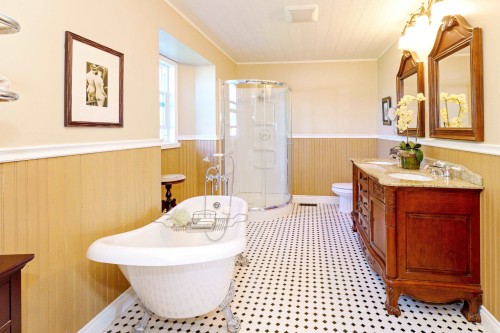 12612 215 Street, Maple Ridge, BC - Indoor