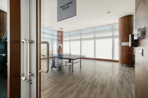 607-8833 Hazelbridge Way, Richmond, BC - Indoor