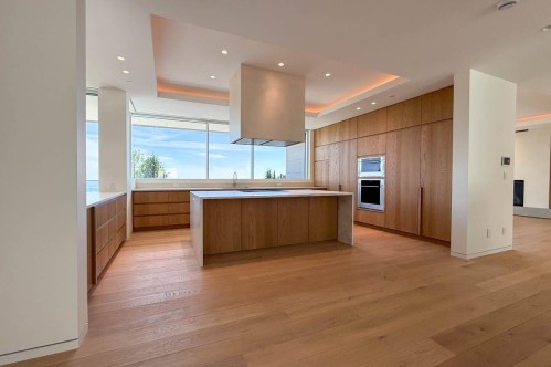 2390 Westhill Drive, West Vancouver, BC - Indoor