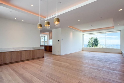 2390 Westhill Drive, West Vancouver, BC - Indoor Photo Showing Other Room