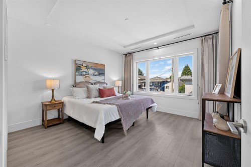 425 56Th Avenue E, Vancouver, BC - Indoor Photo Showing Bedroom