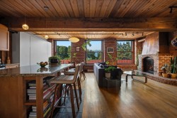 305-41 Alexander Street  Vancouver, BC V6A 1B2