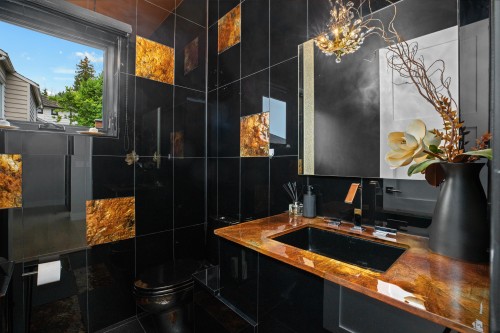 2512 Palmerston Avenue, West Vancouver, BC - 