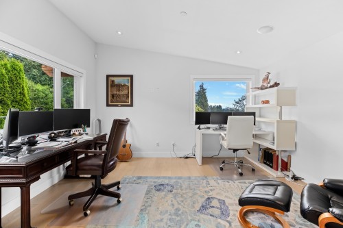 2512 Palmerston Avenue, West Vancouver, BC - Indoor Photo Showing Office