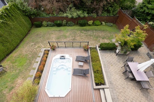 2512 Palmerston Avenue, West Vancouver, BC - Outdoor