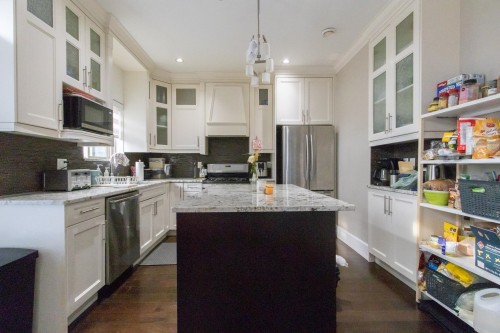 4231 Brant Street , Vancouver, BC V5N 5B5 4
