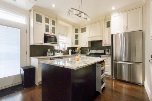 4231 Brant Street , Vancouver, BC V5N 5B5 5