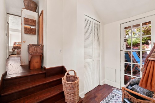 359 Ioco Road, Port Moody, BC - Indoor Photo Showing Other Room