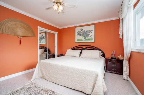 6565 Sumas Drive, Burnaby, BC - Indoor Photo Showing Bedroom