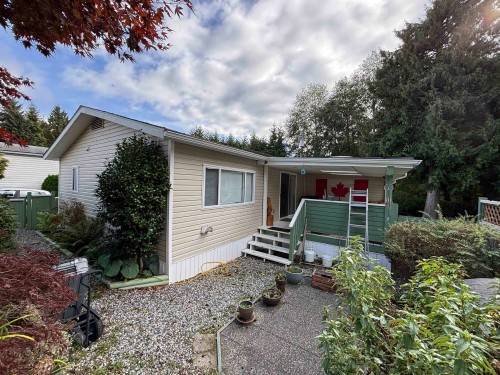 32-5575 Mason Road, Sechelt, BC 