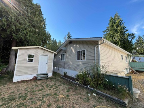 32-5575 Mason Road, Sechelt, BC 