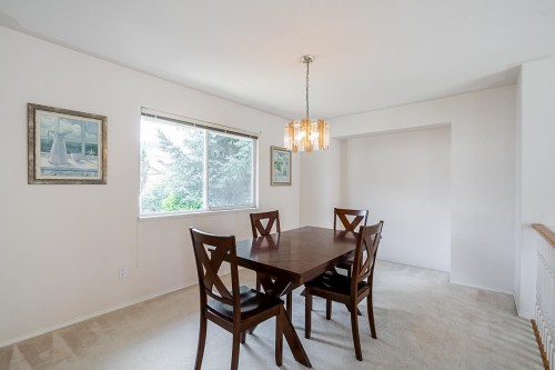 3315 El Casa Court, Coquitlam, BC - Indoor Photo Showing Dining Room