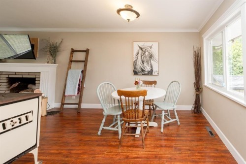 12290 252 Street, Maple Ridge, BC - Indoor Photo Showing Dining Room