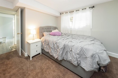 12290 252 Street, Maple Ridge, BC - Indoor Photo Showing Bedroom