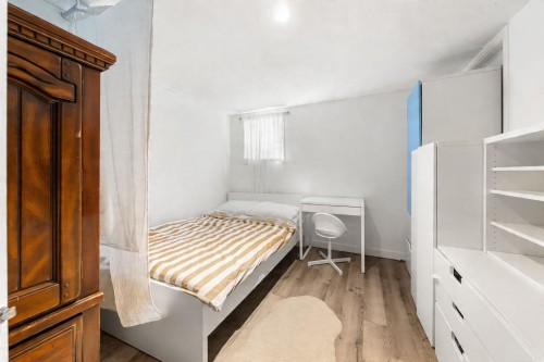339 41St Avenue E, Vancouver, BC - Indoor Photo Showing Bedroom