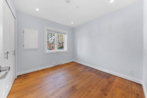 339 41St Avenue E, Vancouver, BC - Indoor Photo Showing Other Room