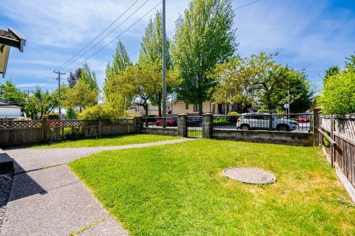 7202 Ross Street, Vancouver, BC - Outdoor