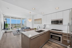 2101-2008 Rosser Avenue Burnaby, BC V5C 0H8