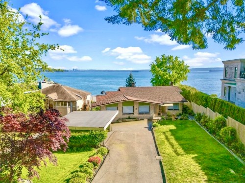 2560 Bellevue Avenue, West Vancouver, BC - Outdoor With Body Of Water With View