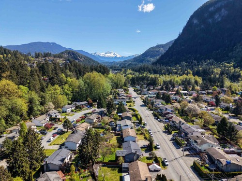 38319 Westway Avenue, Squamish, BC - Outdoor With View