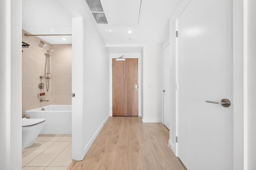 1406-6463 Silver Avenue, Burnaby, BC - Indoor