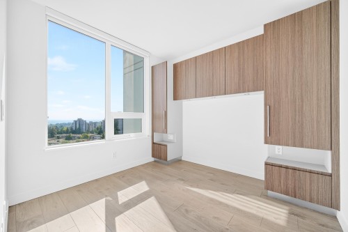 1406-6463 Silver Avenue, Burnaby, BC - Indoor Photo Showing Other Room