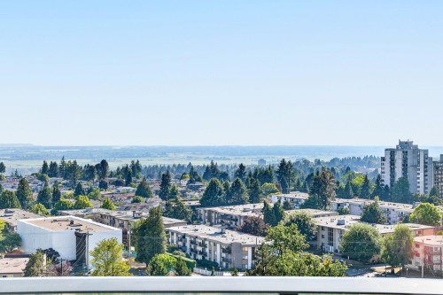 1406-6463 Silver Avenue, Burnaby, BC - Outdoor With View