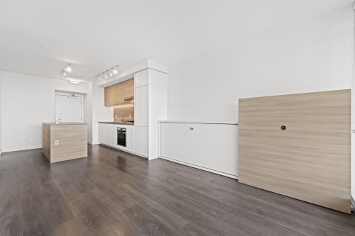 2408-652 Whiting Way, Coquitlam, BC - Indoor