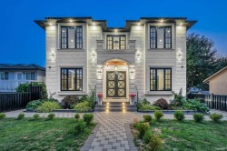7583 Cumberland Street Burnaby, BC V3N 3X7