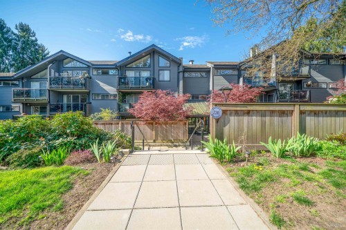 210-230 Mowat Street  New Westminster, BC V3M 4B2