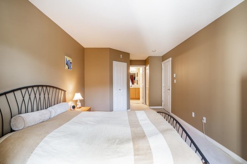 414-2958 Silver Spring Boulevard, Coquitlam, BC - Indoor Photo Showing Bedroom