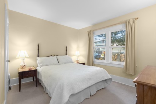 4504 Beatrice Street, Vancouver, BC - Indoor Photo Showing Bedroom