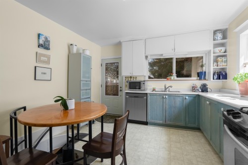 4504 Beatrice Street, Vancouver, BC - Indoor