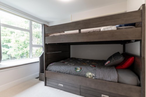 5510 Oak Street, Vancouver, BC - Indoor Photo Showing Bedroom