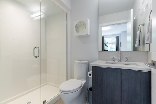 5510 Oak Street, Vancouver, BC - Indoor Photo Showing Bathroom