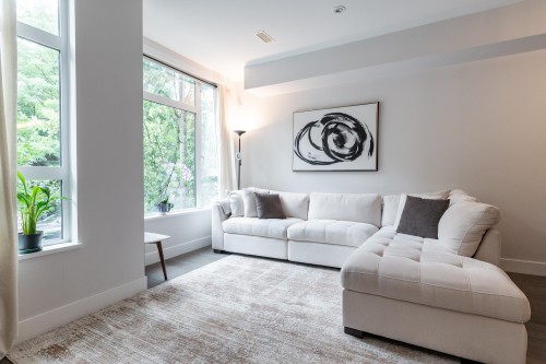 5510 Oak Street, Vancouver, BC - Indoor Photo Showing Living Room