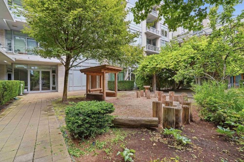 38 Athletes Way, Vancouver, BC - Outdoor