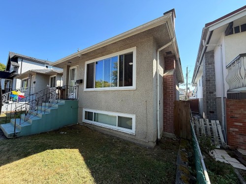 374 54Th Avenue E, Vancouver, BC - Outdoor