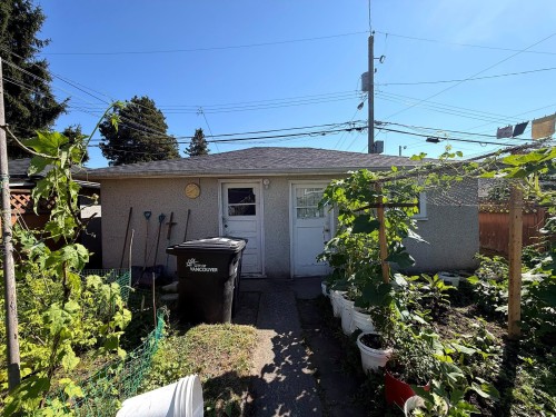 374 54Th Avenue E, Vancouver, BC - Outdoor