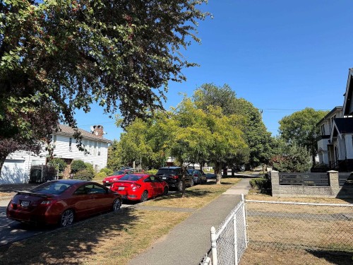 374 54Th Avenue E, Vancouver, BC - Outdoor