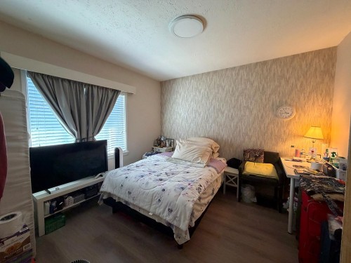 374 54Th Avenue E, Vancouver, BC - Indoor Photo Showing Bedroom
