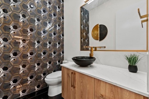 4479 Carson Street, Burnaby, BC - Indoor Photo Showing Bathroom
