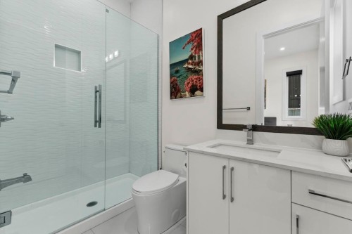 4479 Carson Street, Burnaby, BC - Indoor Photo Showing Bathroom