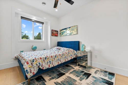 4479 Carson Street, Burnaby, BC - Indoor Photo Showing Bedroom