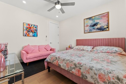 4479 Carson Street, Burnaby, BC - Indoor Photo Showing Bedroom
